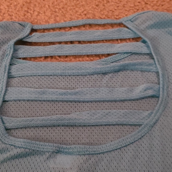 Shirt - Picture 3 of 5